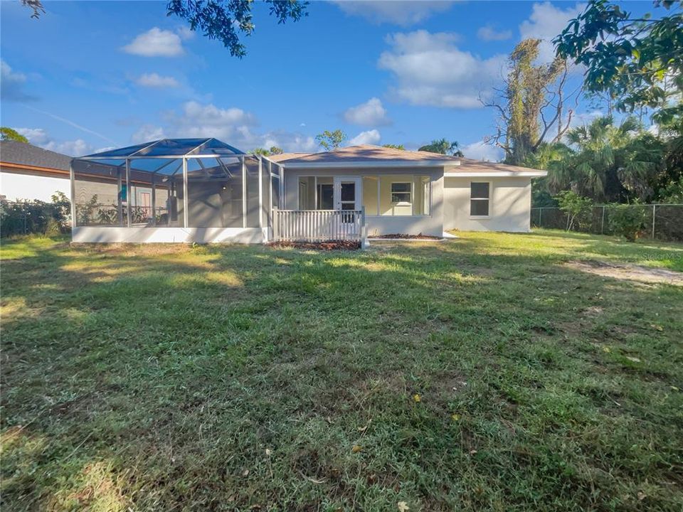 For Sale: $265,000 (3 beds, 2 baths, 1188 Square Feet)