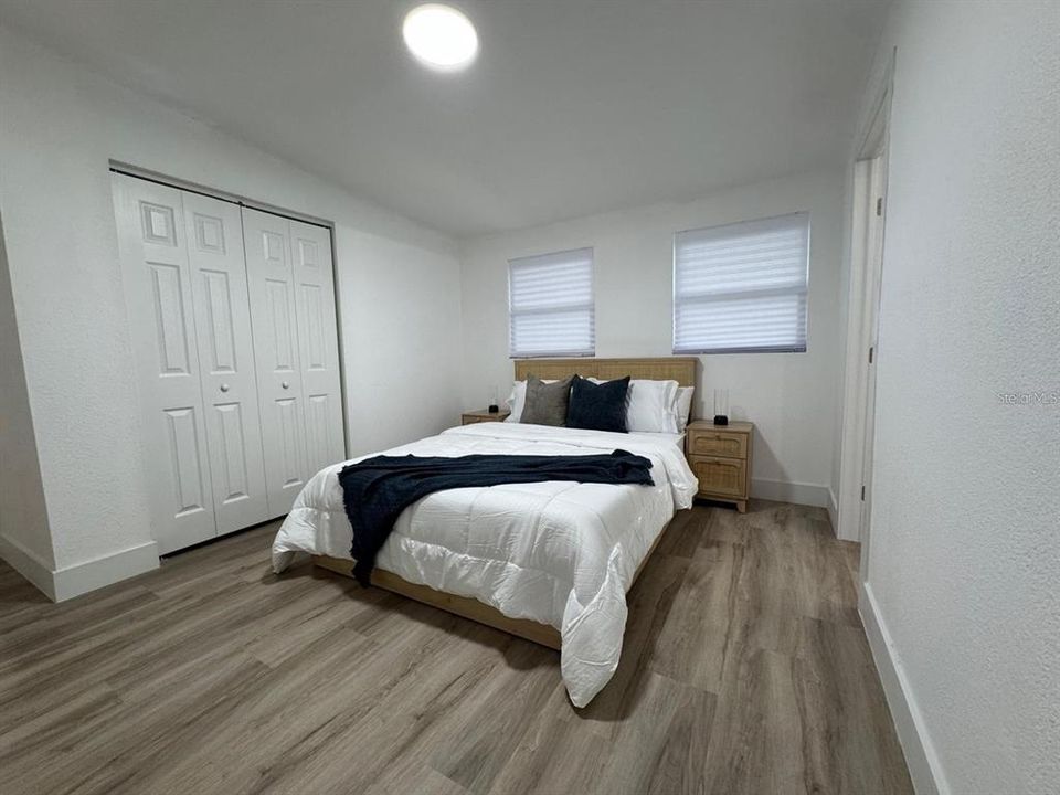 出租: $2,250 (4 贝兹, 2 浴室, 1410 平方英尺)