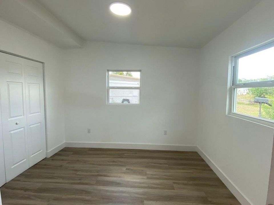 出租: $2,250 (4 贝兹, 2 浴室, 1410 平方英尺)