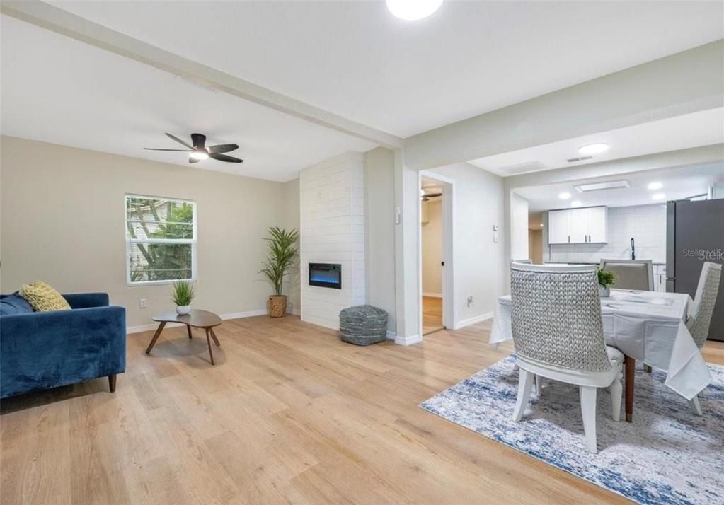 For Rent: $1,900 (3 beds, 2 baths, 1277 Square Feet)