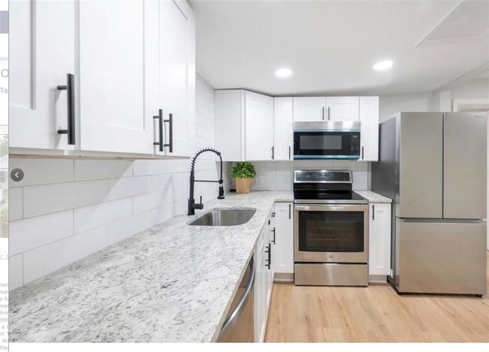 For Rent: $1,900 (3 beds, 2 baths, 1277 Square Feet)