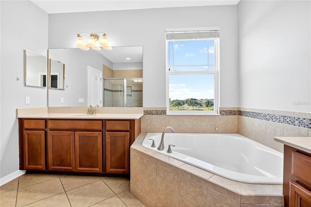 Active With Contract: $729,000 (4 beds, 3 baths, 3517 Square Feet)