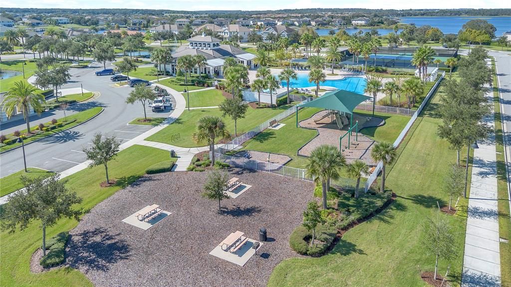 Active With Contract: $729,000 (4 beds, 3 baths, 3517 Square Feet)