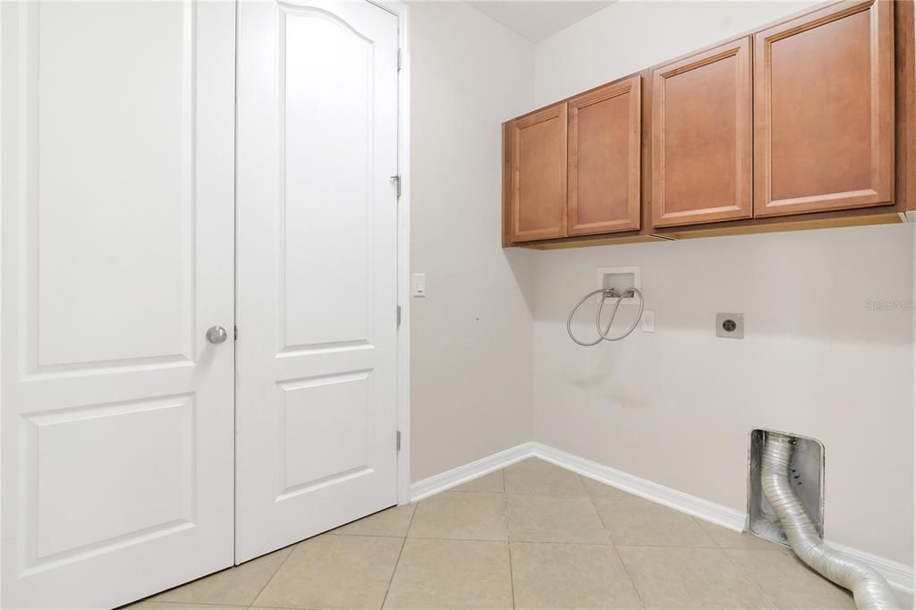 Active With Contract: $729,000 (4 beds, 3 baths, 3517 Square Feet)