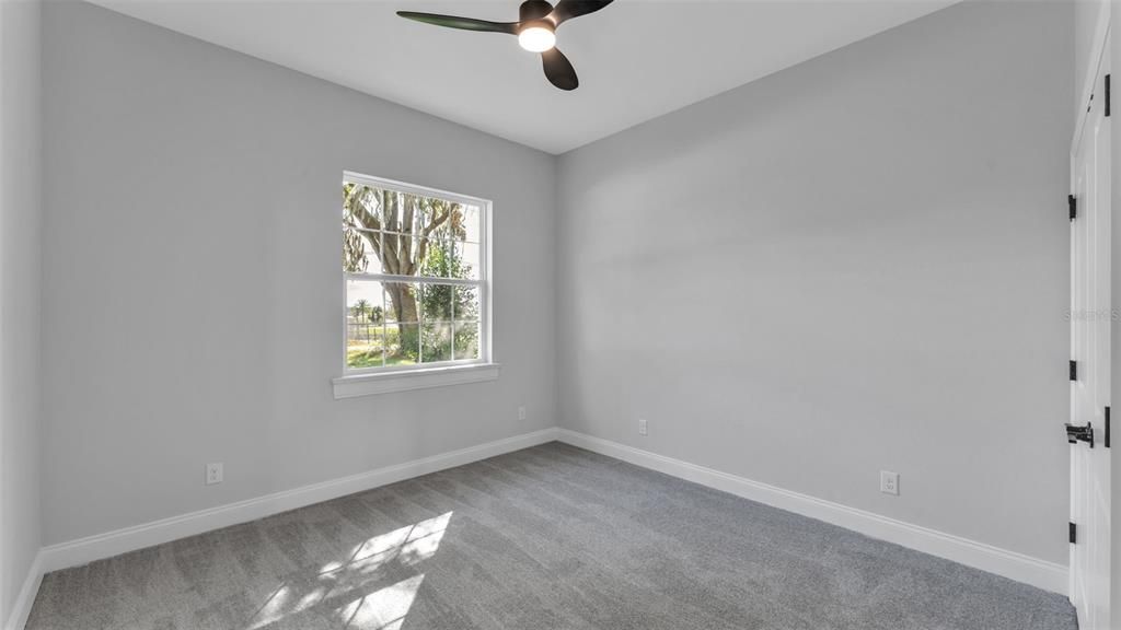 待售: $699,900 (4 贝兹, 3 浴室, 2440 平方英尺)