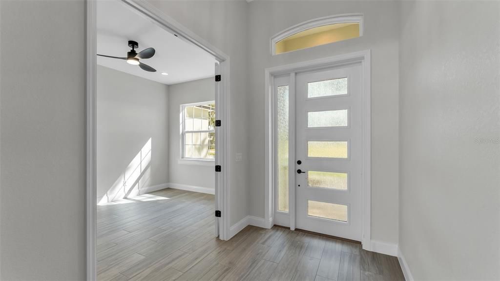 待售: $699,900 (4 贝兹, 3 浴室, 2440 平方英尺)