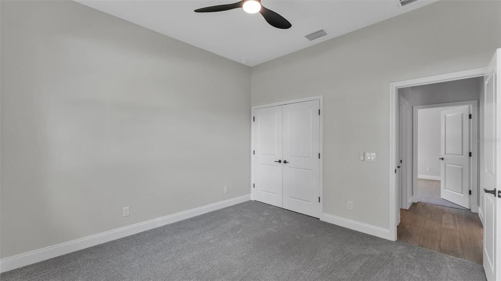 待售: $699,900 (4 贝兹, 3 浴室, 2440 平方英尺)