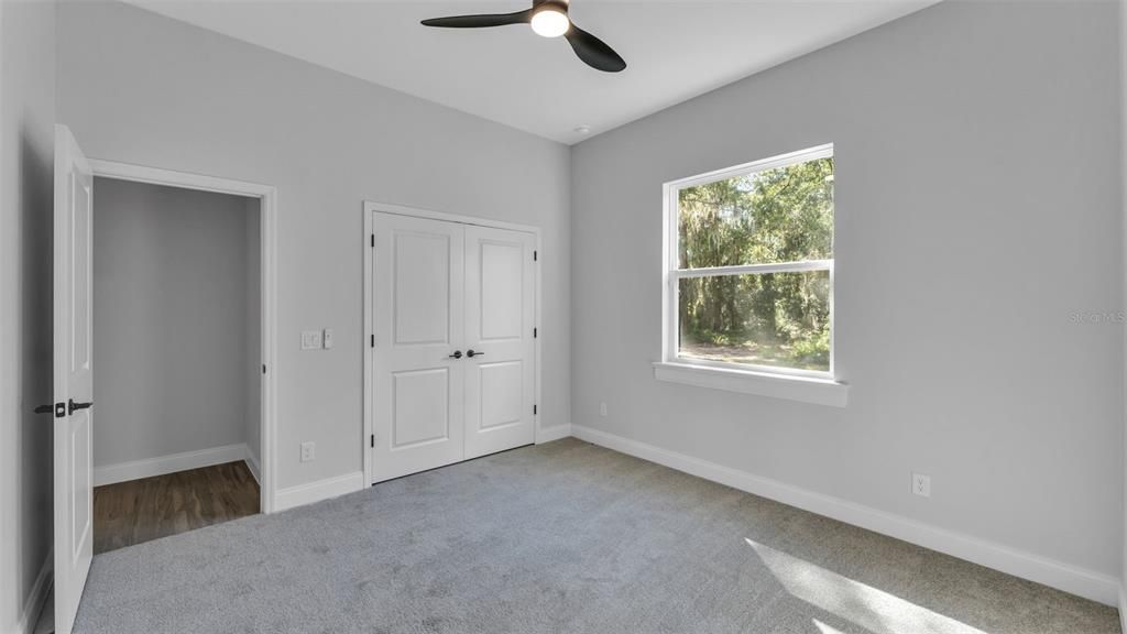 待售: $699,900 (4 贝兹, 3 浴室, 2440 平方英尺)