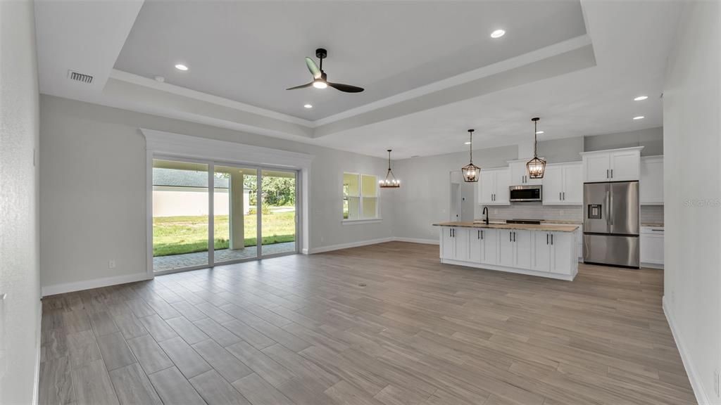 待售: $699,900 (4 贝兹, 3 浴室, 2440 平方英尺)