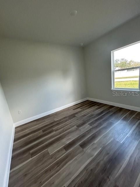 For Rent: $1,950 (4 beds, 2 baths, 1850 Square Feet)