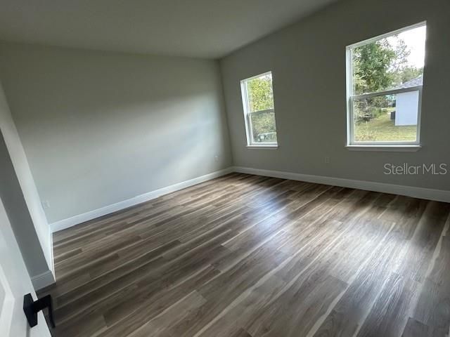 For Rent: $1,950 (4 beds, 2 baths, 1850 Square Feet)