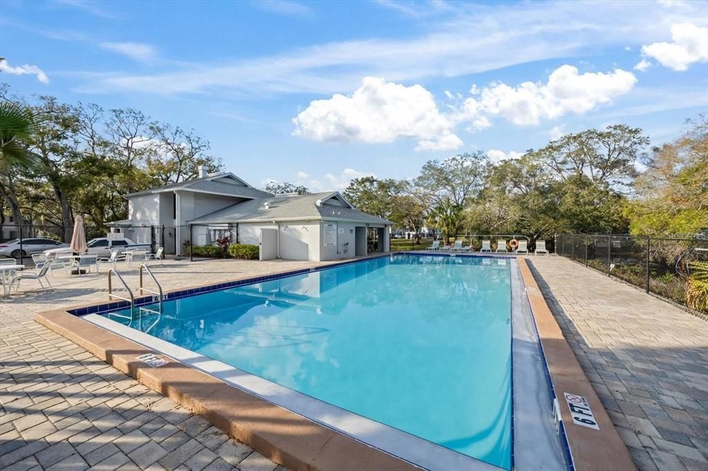 For Rent: $1,050 (0 beds, 1 baths, 336 Square Feet)