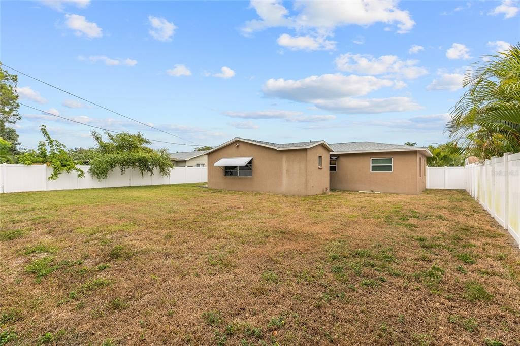 En Renta: $2,800 (3 camas, 2 baños, 1487 Pies cuadrados)