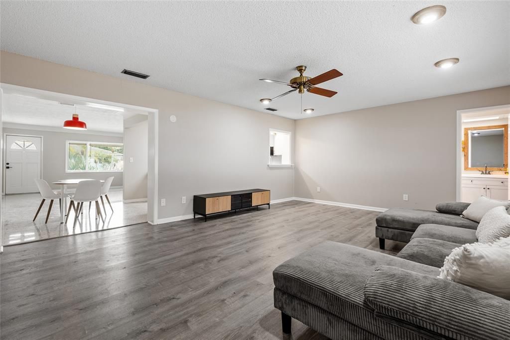 En Renta: $2,800 (3 camas, 2 baños, 1487 Pies cuadrados)