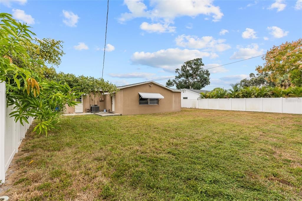 En Renta: $2,800 (3 camas, 2 baños, 1487 Pies cuadrados)