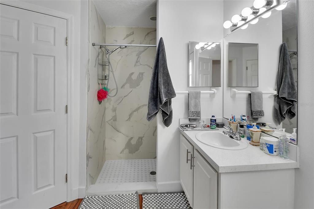 For Sale: $619,900 (2 beds, 2 baths, 1881 Square Feet)