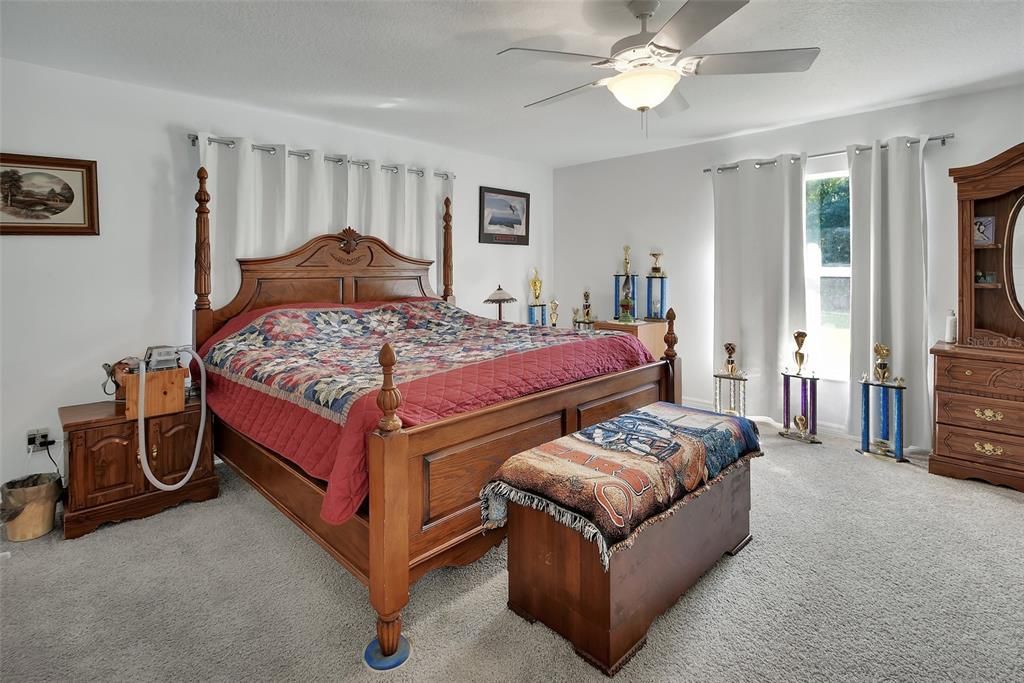 For Sale: $619,900 (2 beds, 2 baths, 1881 Square Feet)