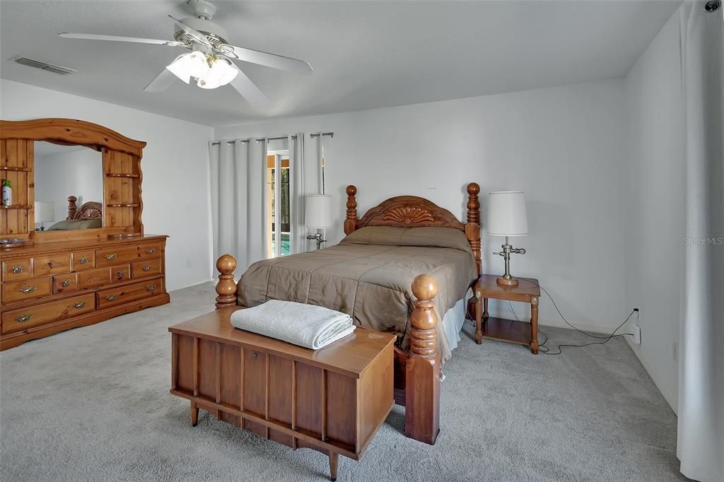 For Sale: $619,900 (2 beds, 2 baths, 1881 Square Feet)