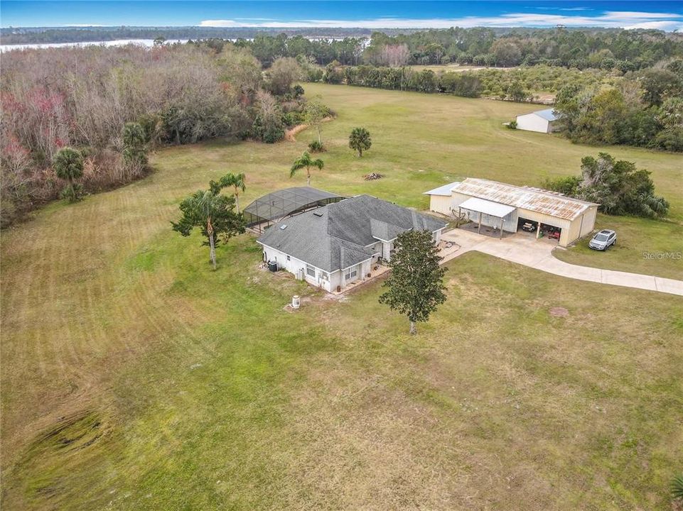 For Sale: $619,900 (2 beds, 2 baths, 1881 Square Feet)