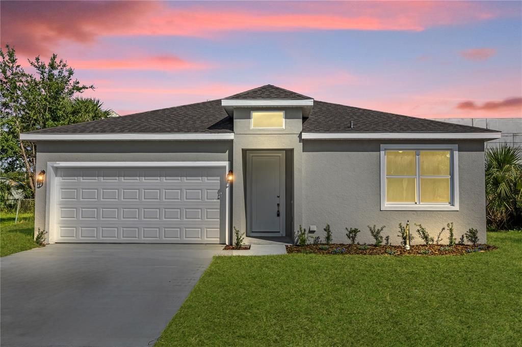 Active With Contract: $315,000 (3 beds, 2 baths, 1301 Square Feet)