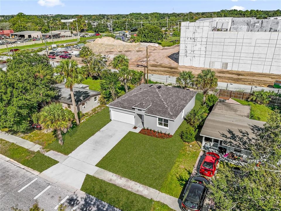 Active With Contract: $315,000 (3 beds, 2 baths, 1301 Square Feet)