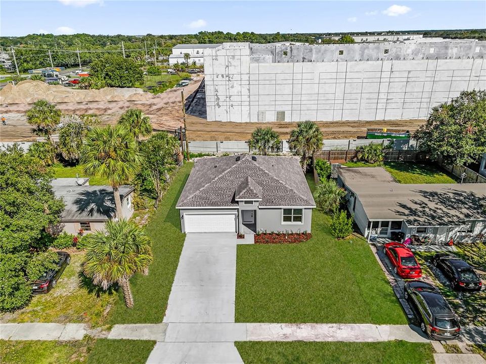 Active With Contract: $315,000 (3 beds, 2 baths, 1301 Square Feet)