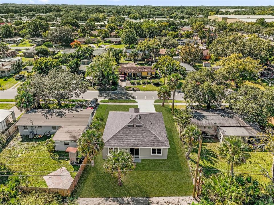 Active With Contract: $315,000 (3 beds, 2 baths, 1301 Square Feet)