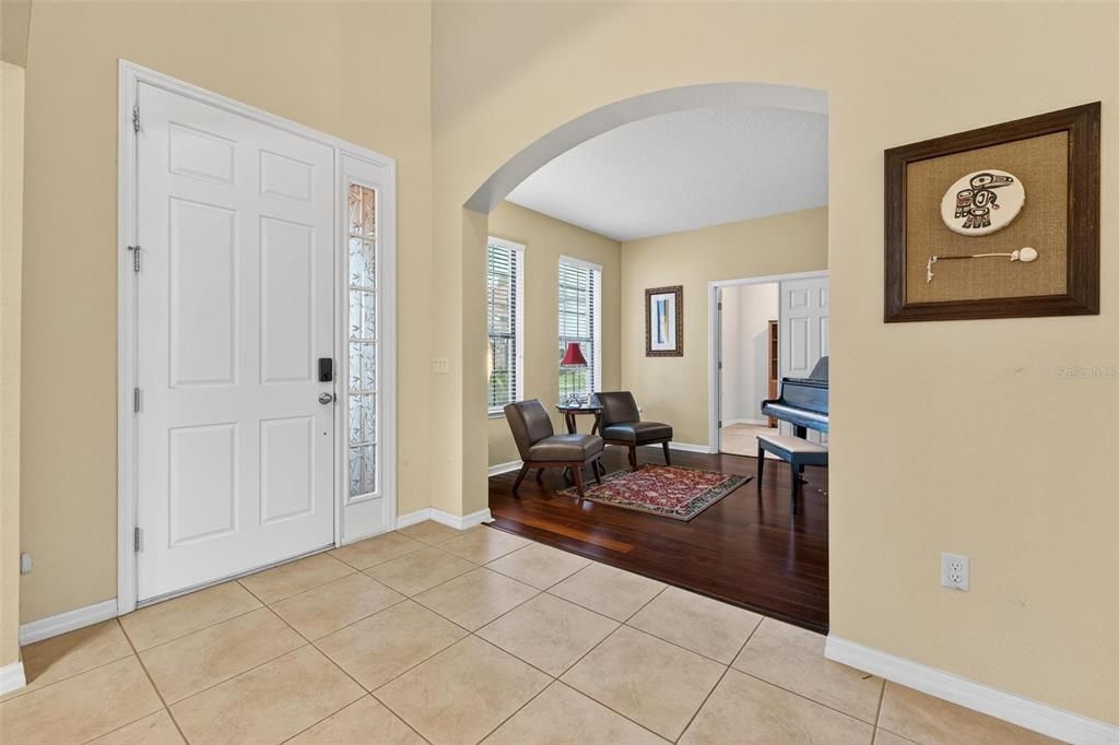 For Sale: $749,000 (8 beds, 4 baths, 5111 Square Feet)