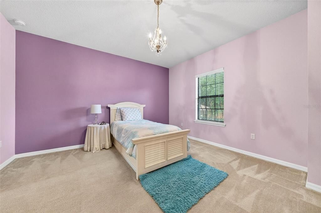 For Sale: $749,000 (8 beds, 4 baths, 5111 Square Feet)