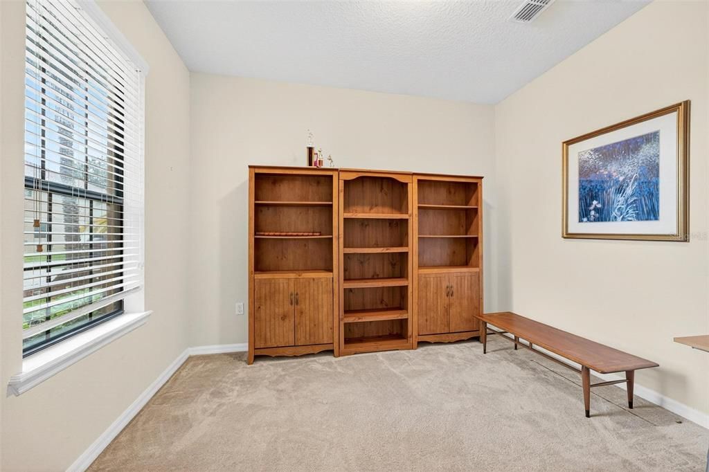 For Sale: $749,000 (8 beds, 4 baths, 5111 Square Feet)