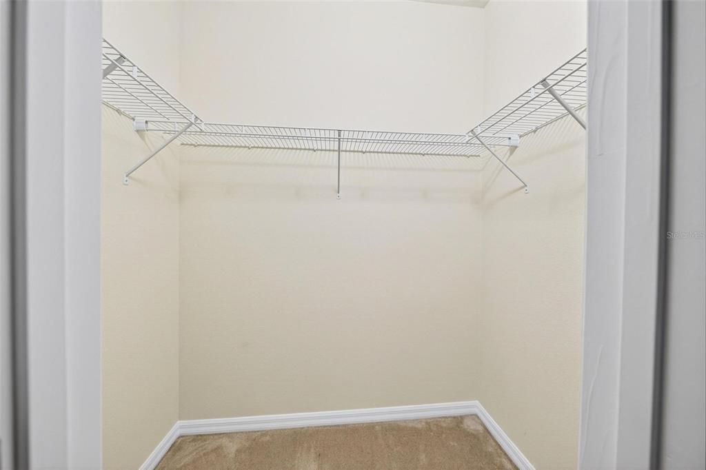 For Sale: $749,000 (8 beds, 4 baths, 5111 Square Feet)