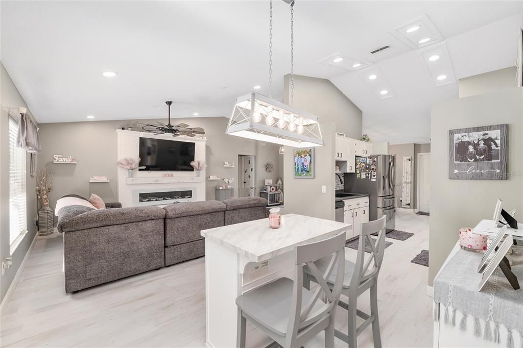 待售: $425,000 (3 贝兹, 2 浴室, 1534 平方英尺)