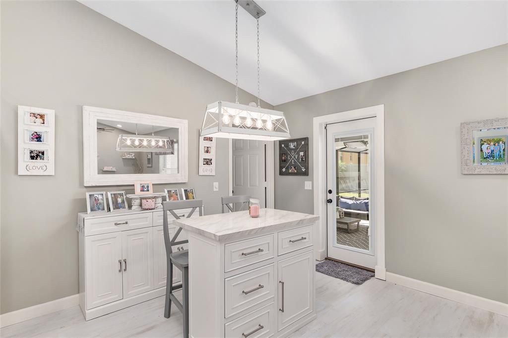 待售: $425,000 (3 贝兹, 2 浴室, 1534 平方英尺)