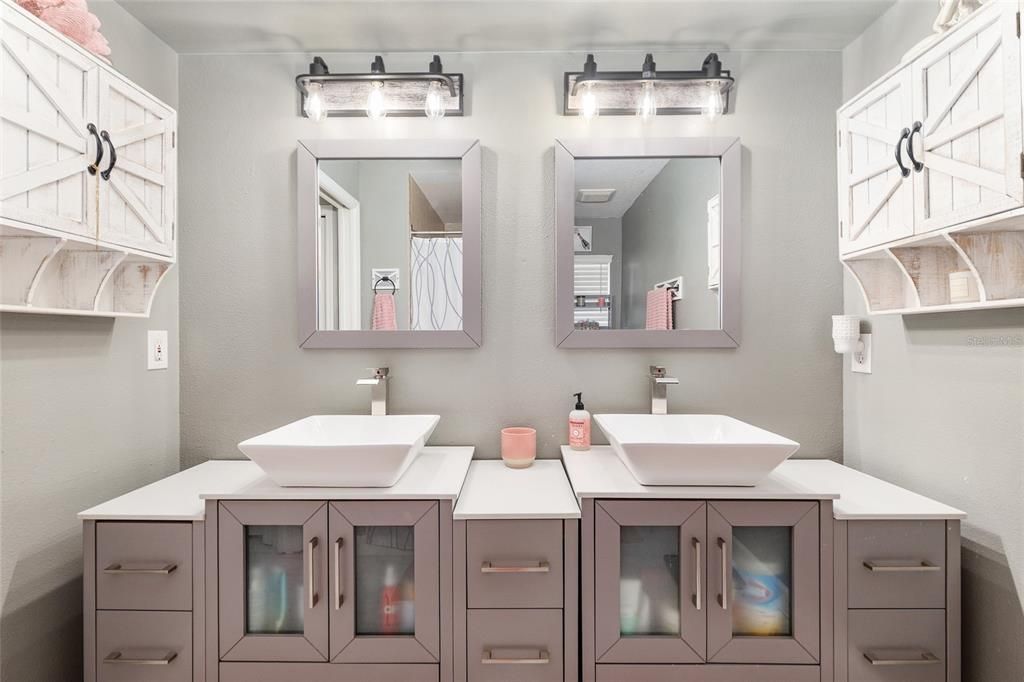 待售: $425,000 (3 贝兹, 2 浴室, 1534 平方英尺)