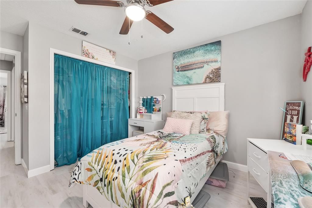 待售: $425,000 (3 贝兹, 2 浴室, 1534 平方英尺)