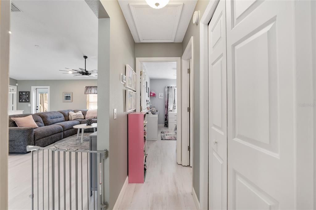 待售: $425,000 (3 贝兹, 2 浴室, 1534 平方英尺)