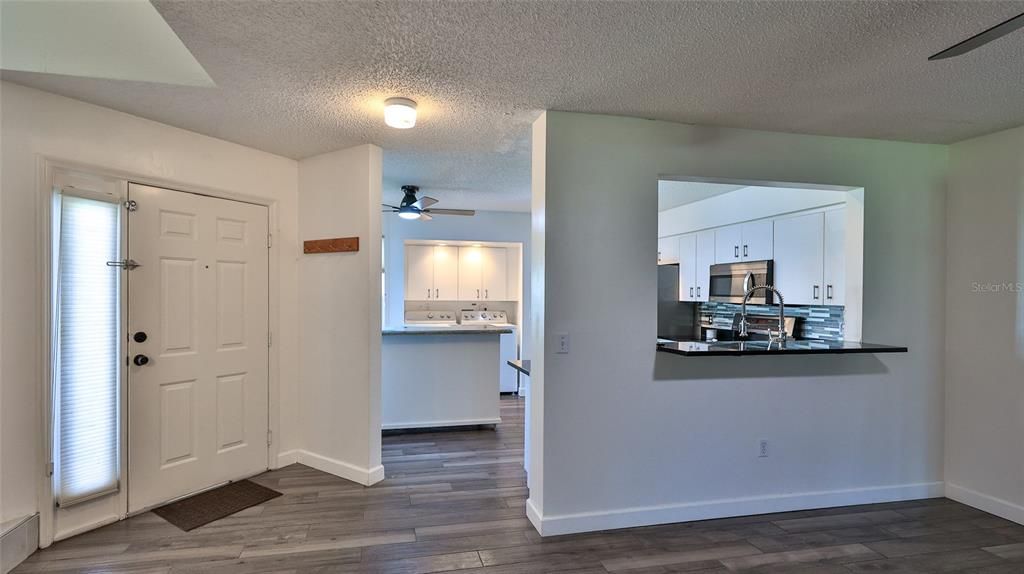 For Sale: $239,000 (3 beds, 2 baths, 1545 Square Feet)