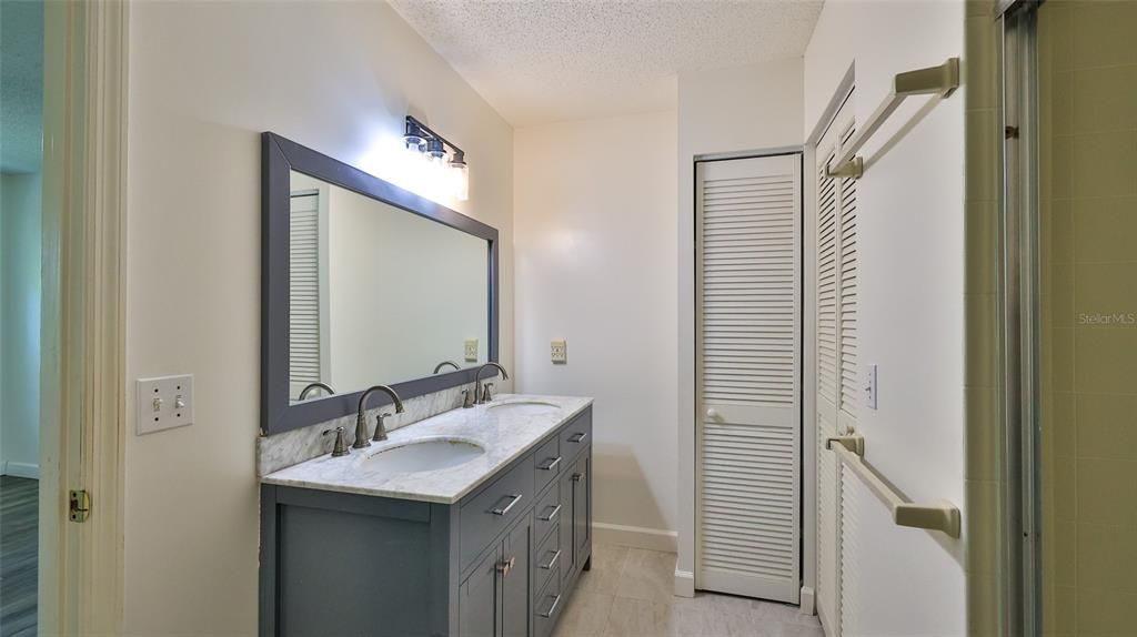 For Sale: $239,000 (3 beds, 2 baths, 1545 Square Feet)