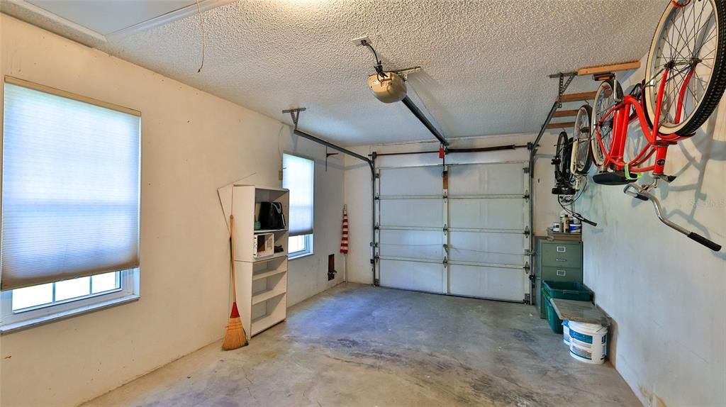 For Sale: $239,000 (3 beds, 2 baths, 1545 Square Feet)