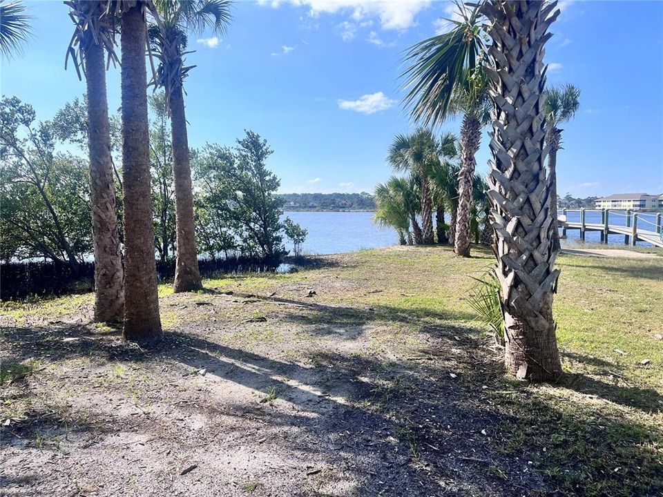 出租: $2,975 (3 贝兹, 2 浴室, 1275 平方英尺)