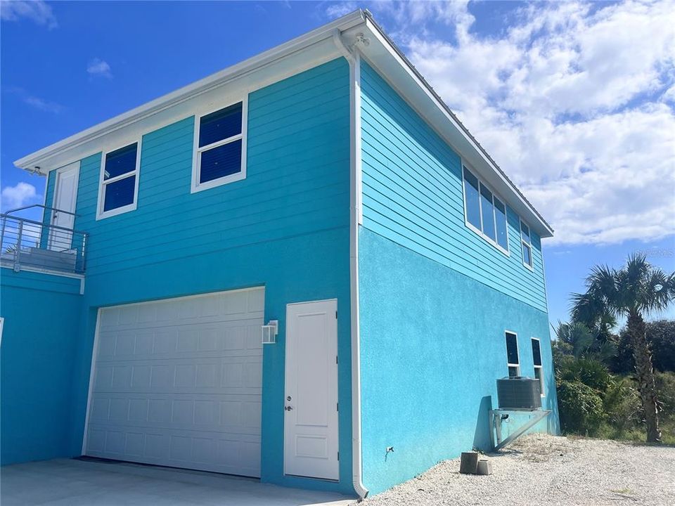 出租: $2,975 (3 贝兹, 2 浴室, 1275 平方英尺)