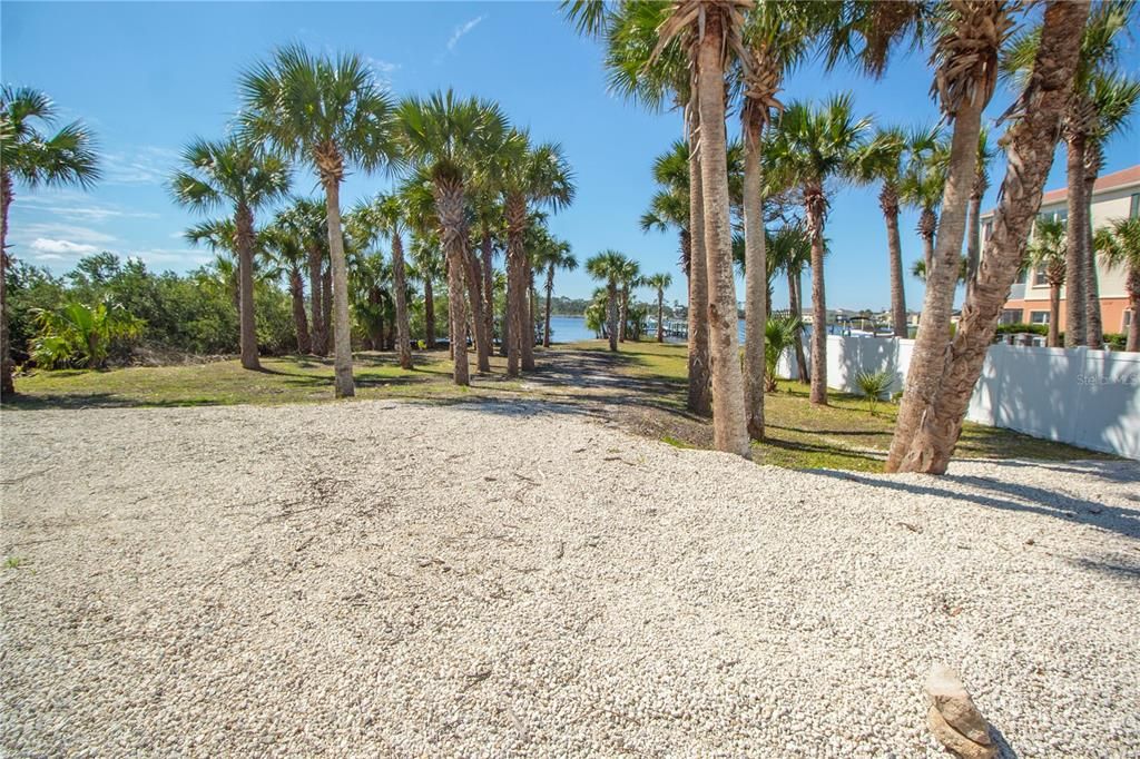 出租: $2,975 (3 贝兹, 2 浴室, 1275 平方英尺)