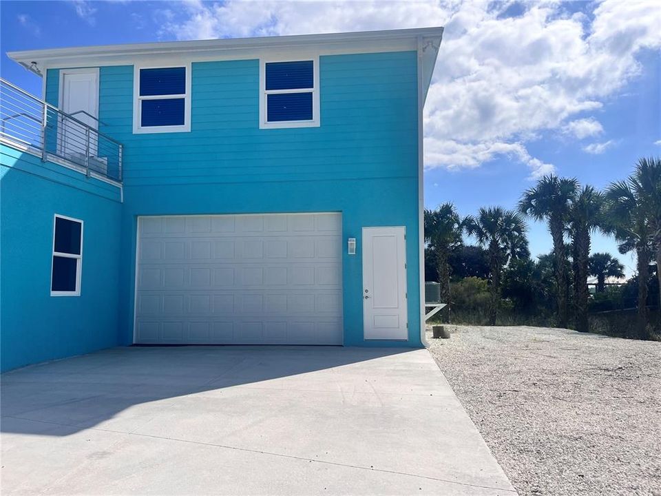 出租: $2,975 (3 贝兹, 2 浴室, 1275 平方英尺)