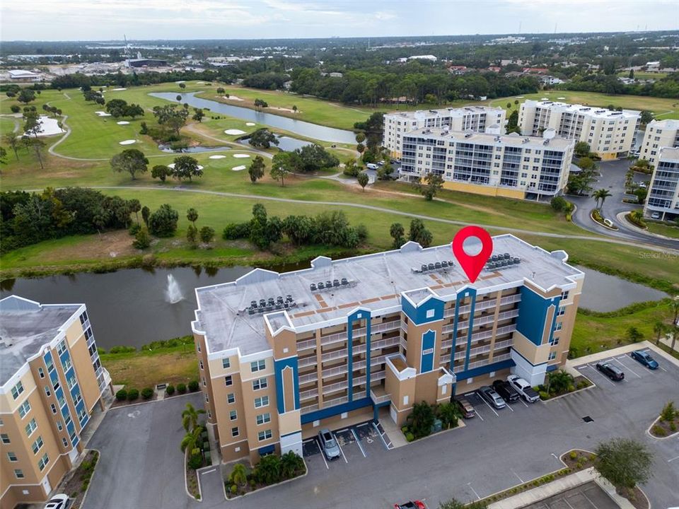 待售: $395,000 (2 贝兹, 2 浴室, 1324 平方英尺)