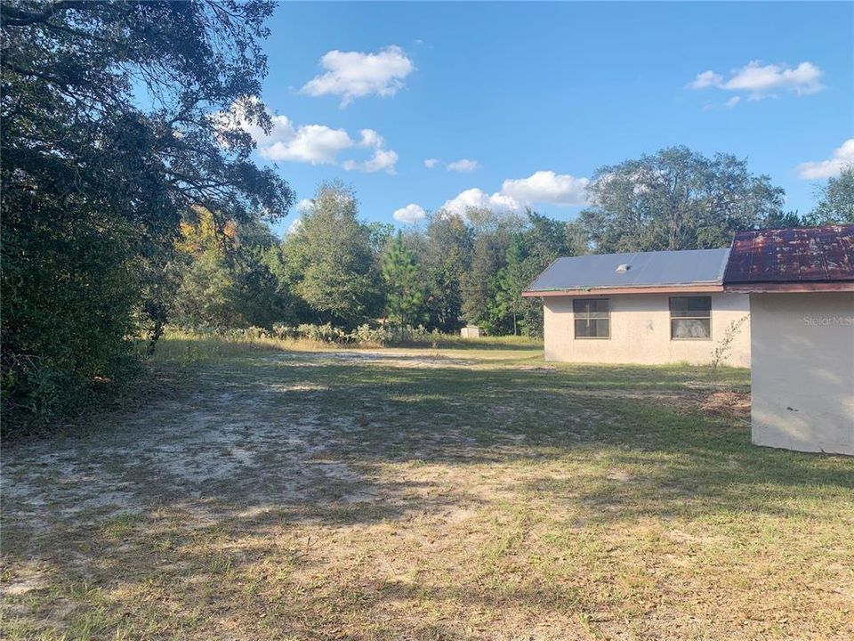 合同活跃: $196,900 (3 贝兹, 2 浴室, 1578 平方英尺)