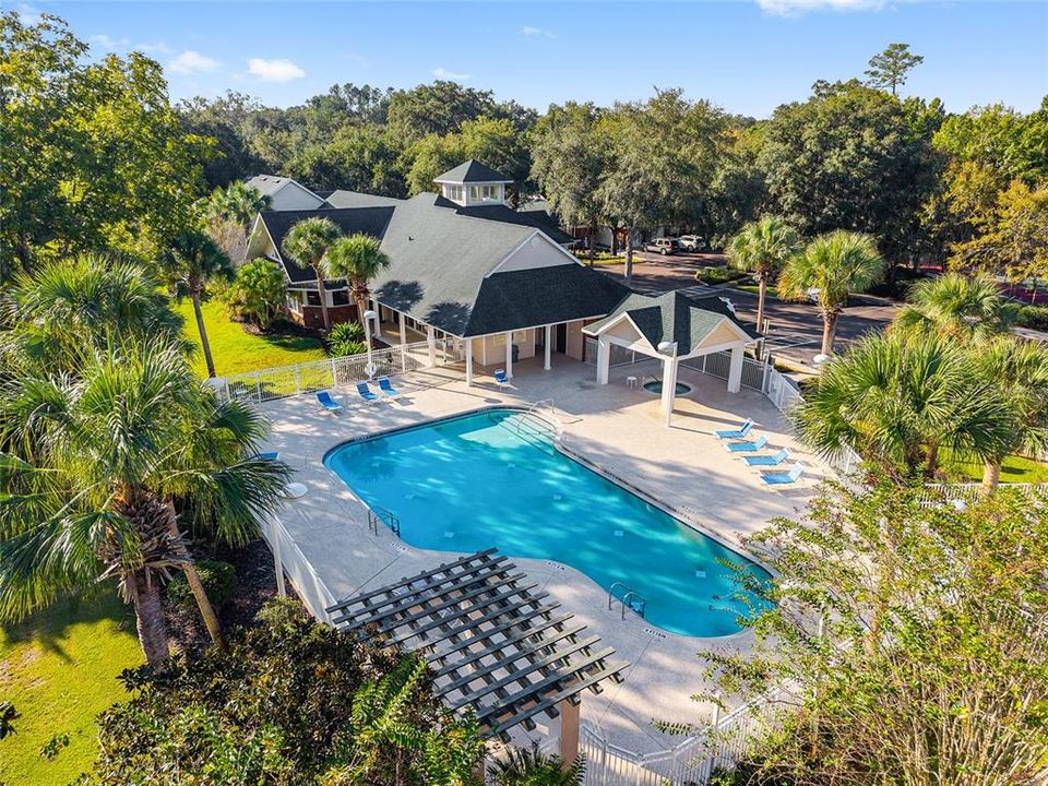 На продажу: $209,999 (2 спален, 2 ванн, 1293 Квадратных фут)