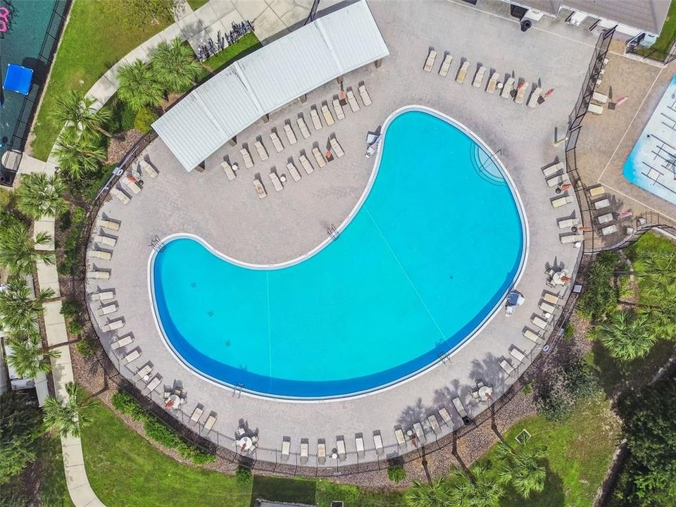 For Rent: $3,400 (6 beds, 3 baths, 3009 Square Feet)