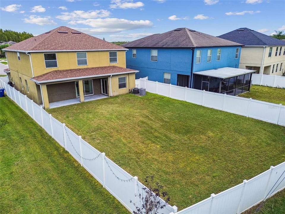 For Rent: $3,400 (6 beds, 3 baths, 3009 Square Feet)