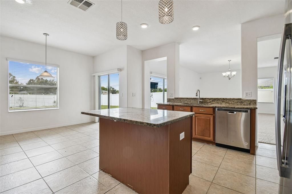 For Rent: $3,400 (6 beds, 3 baths, 3009 Square Feet)