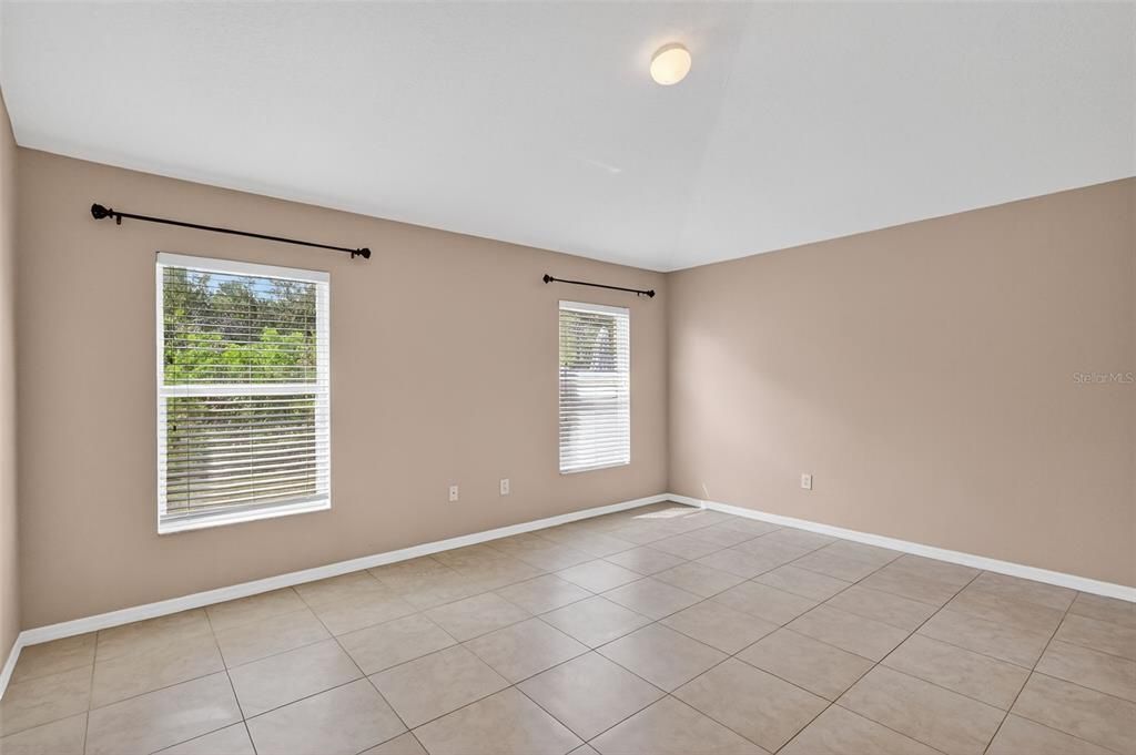 For Sale: $330,000 (4 beds, 2 baths, 1775 Square Feet)